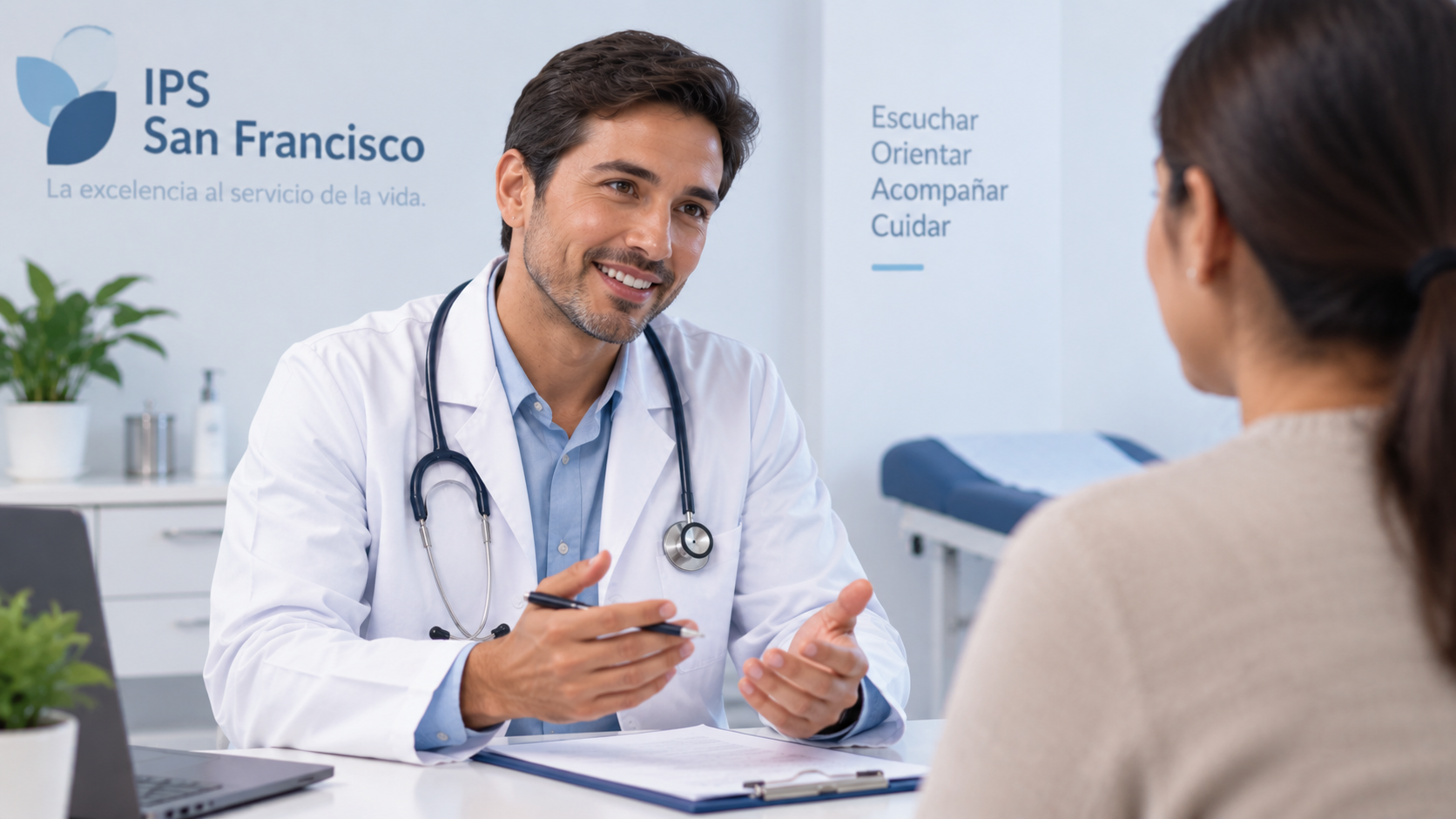 Profesional de la salud durante una consulta médica